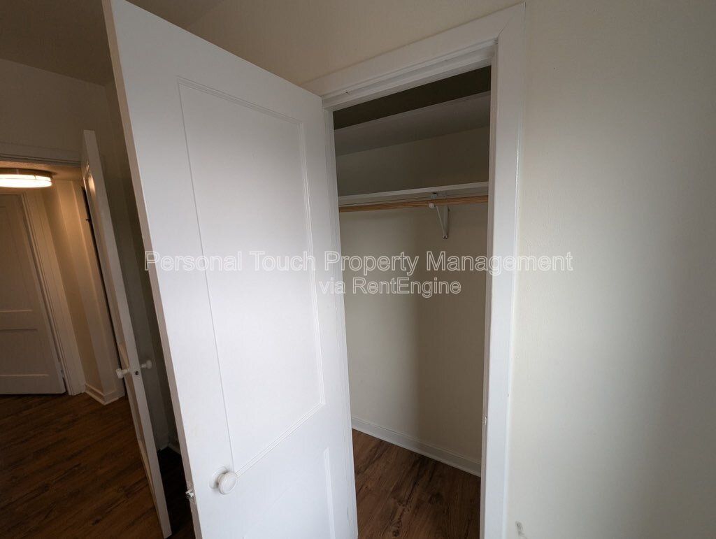 Gallery Image 32