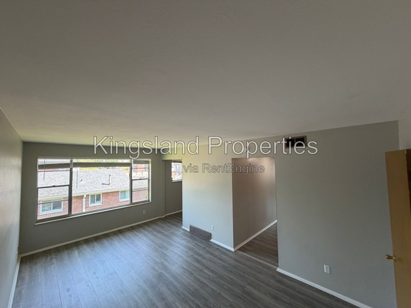 Gallery Image 0