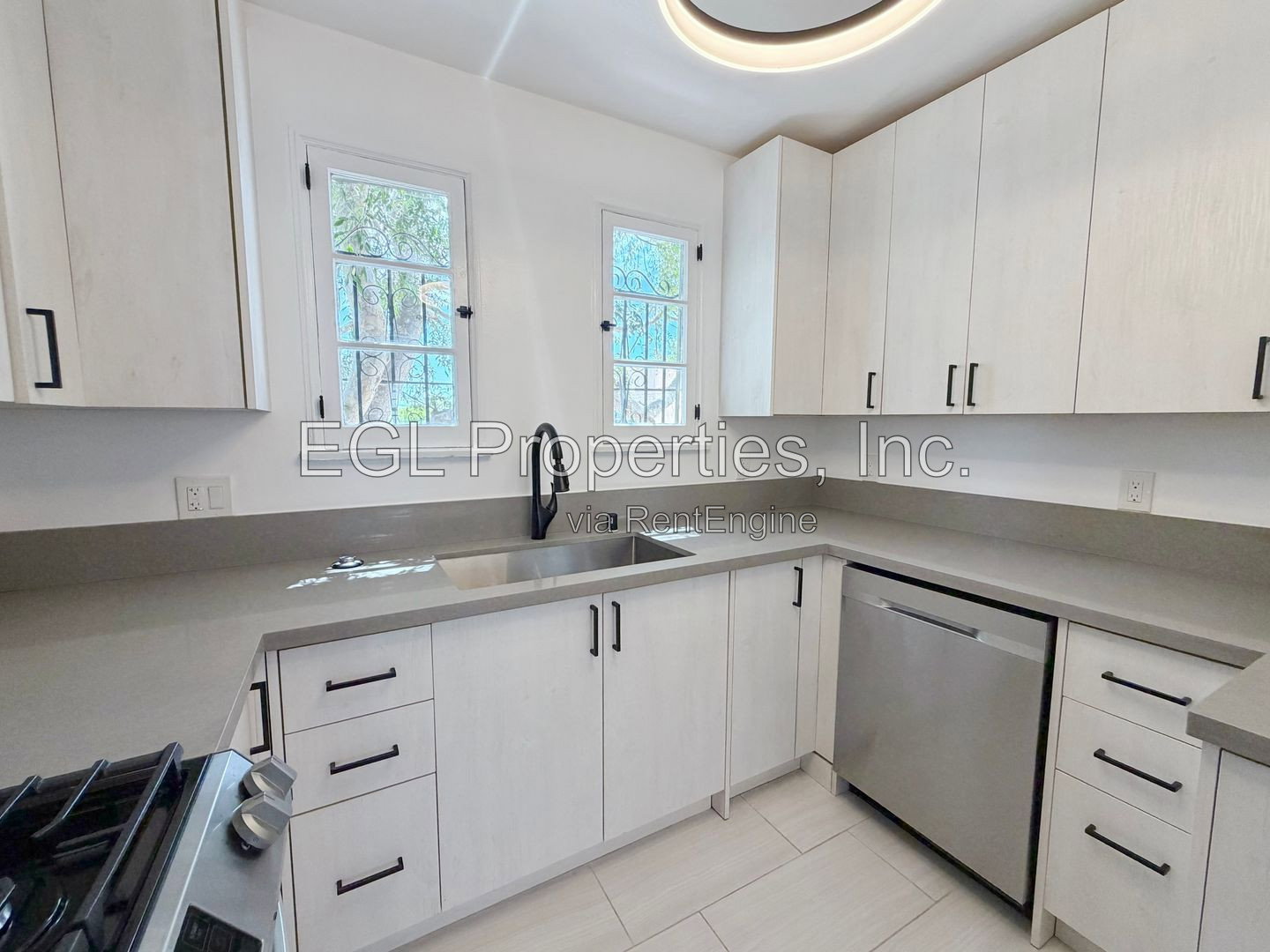 Gallery Image 17