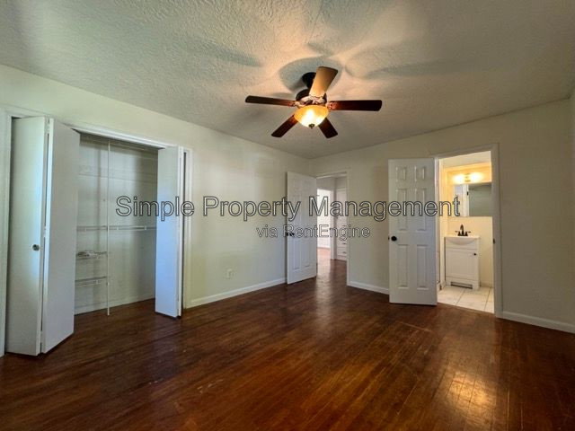 Gallery Image 16