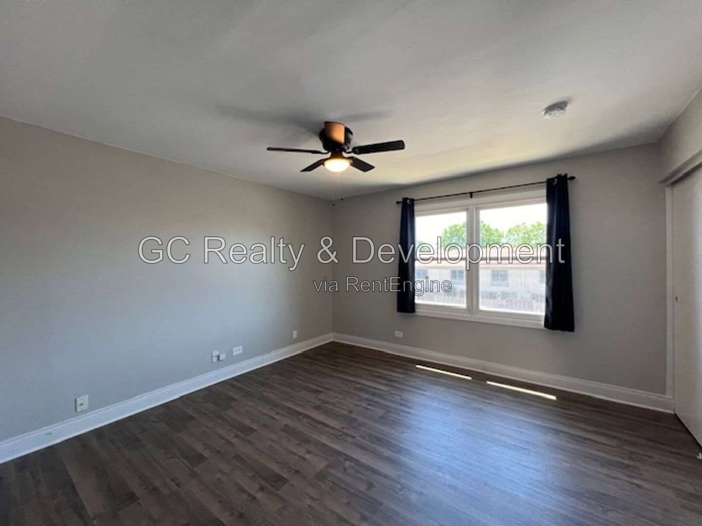 Gallery Image 13