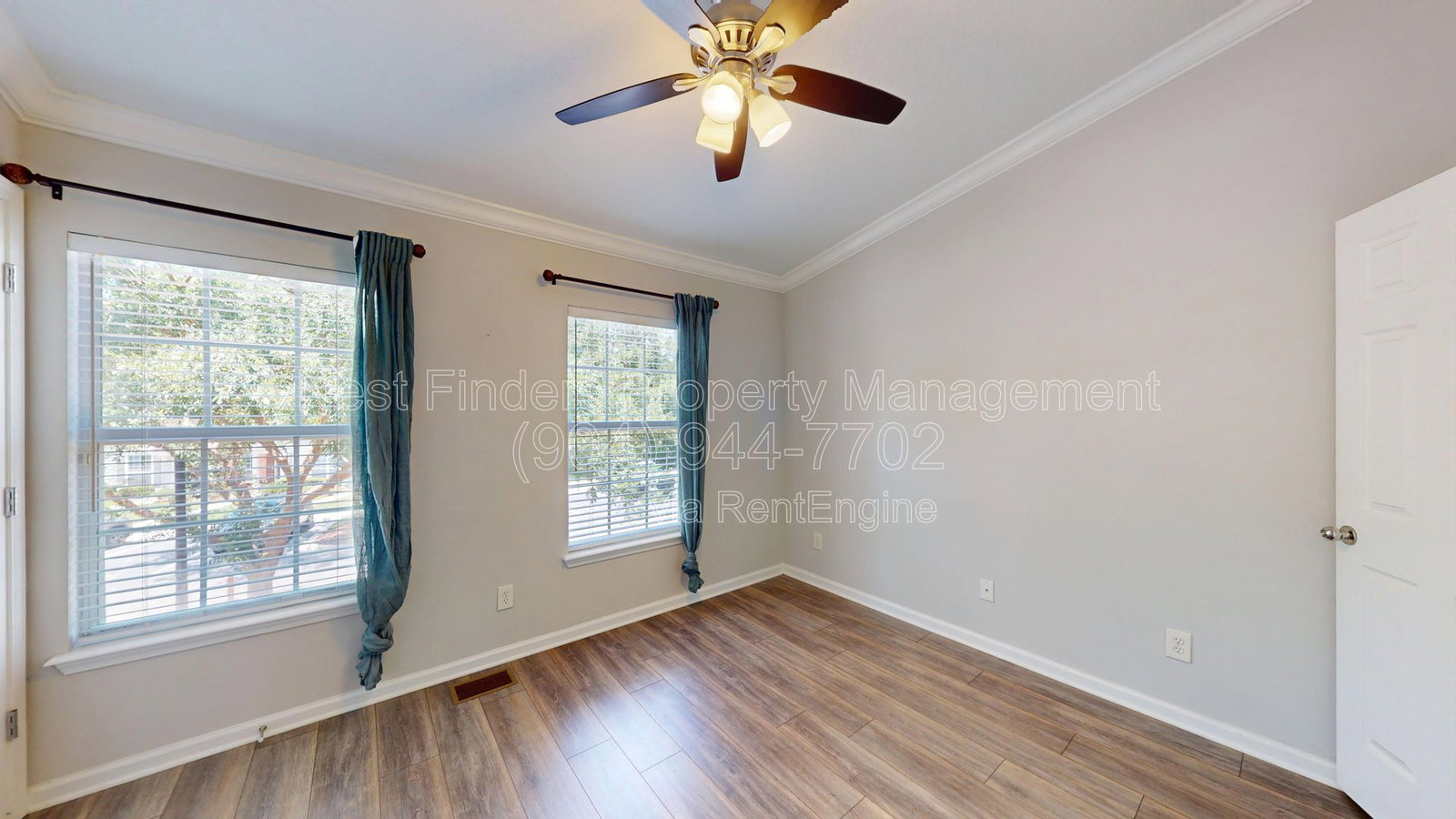 Gallery Image 14