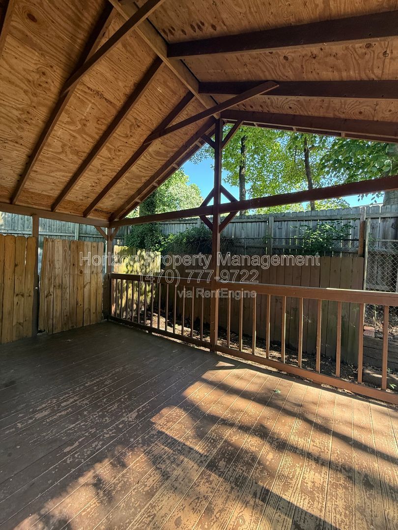 Gallery Image 8