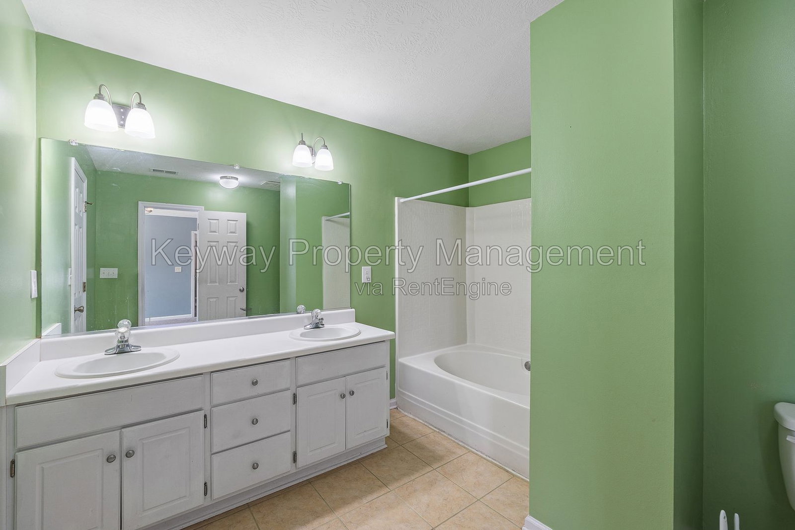 Gallery Image 19