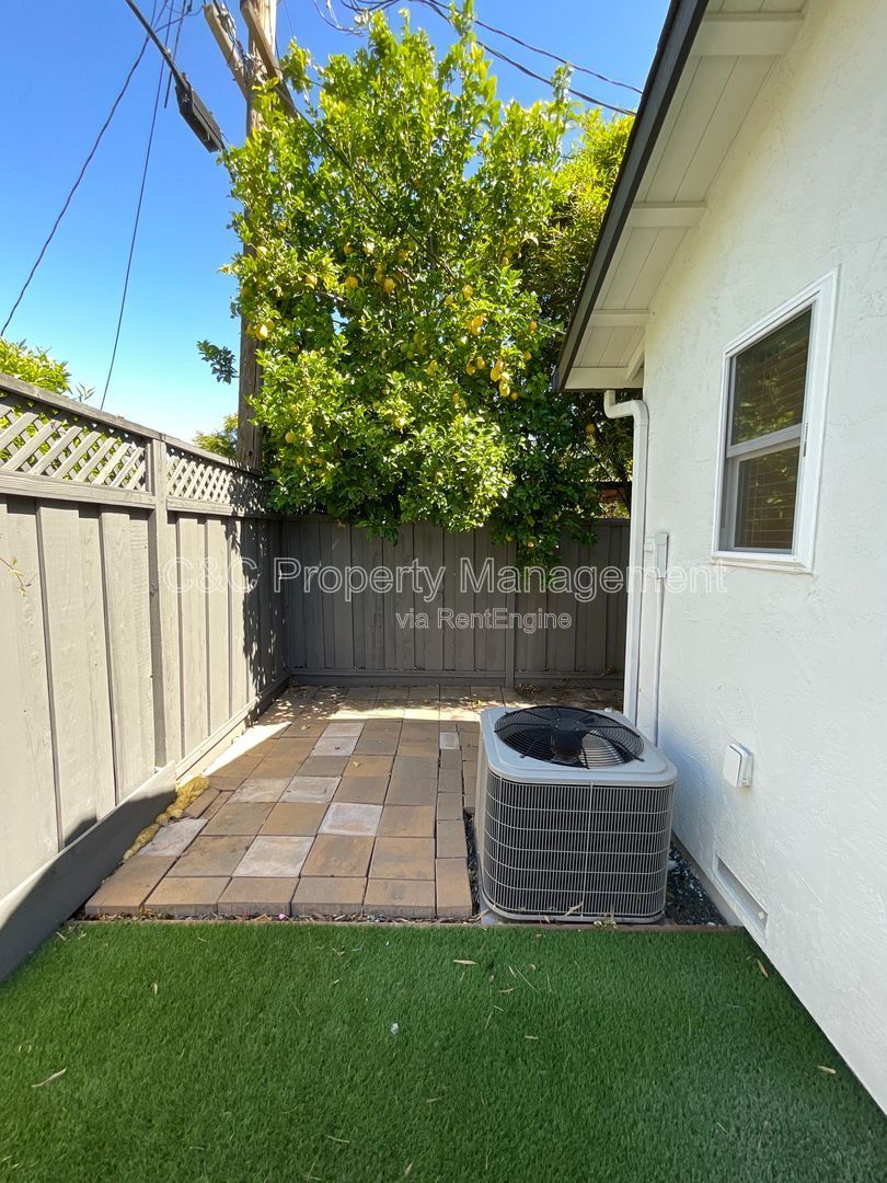 Gallery Image 43