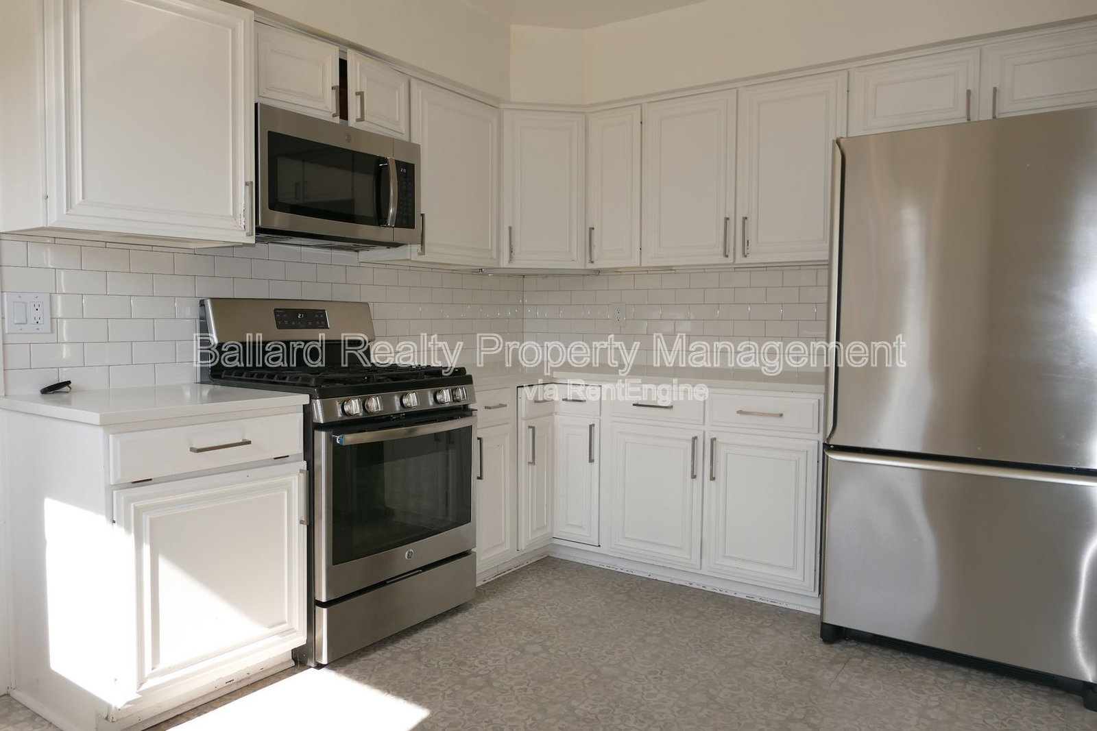 Gallery Image 13