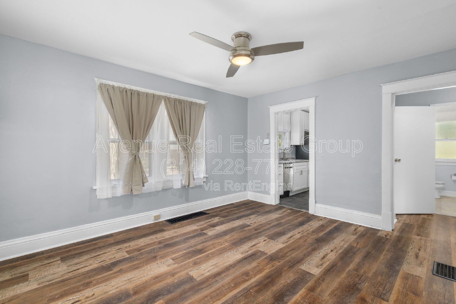 Gallery Image 13