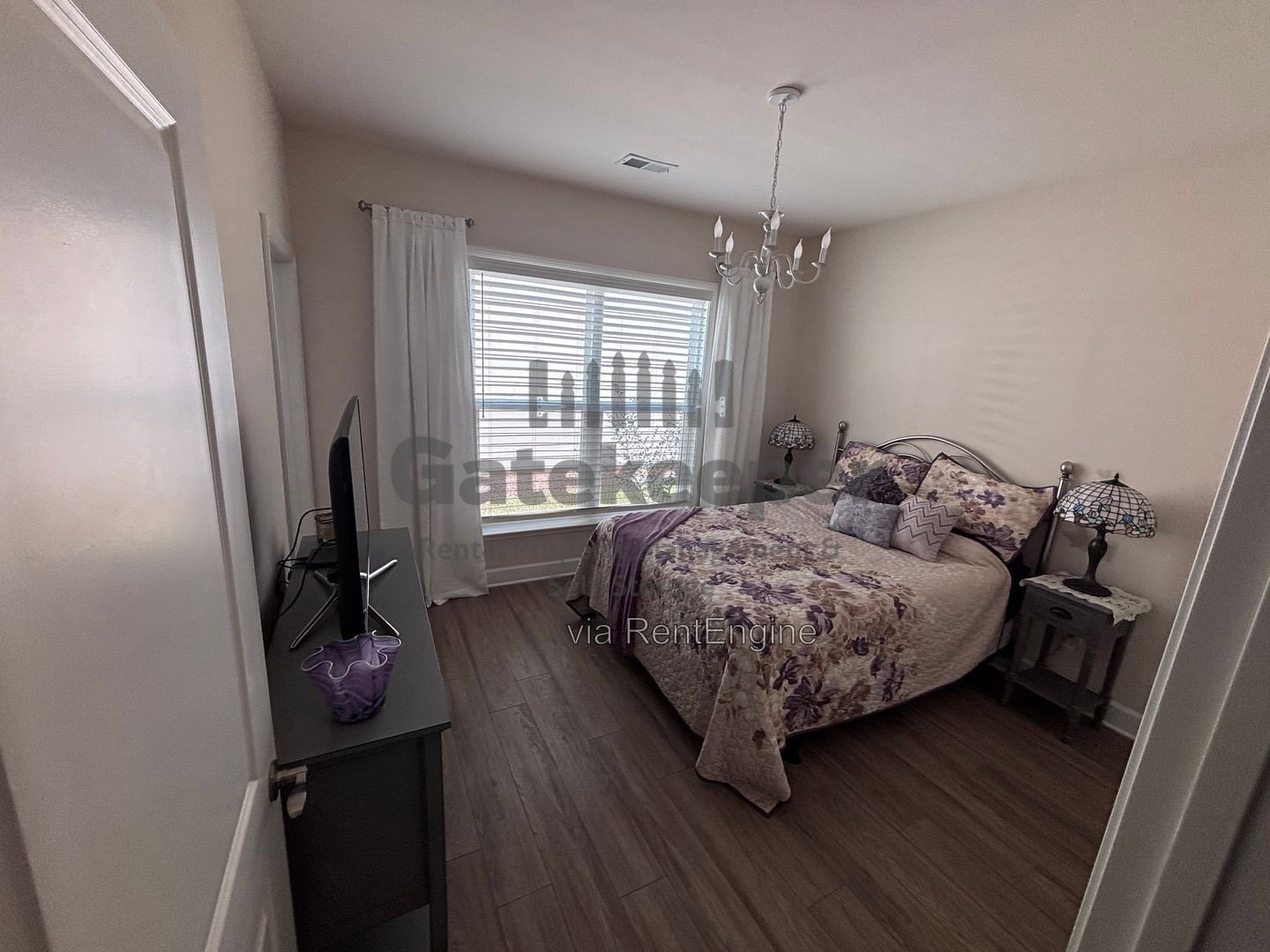Gallery Image 18