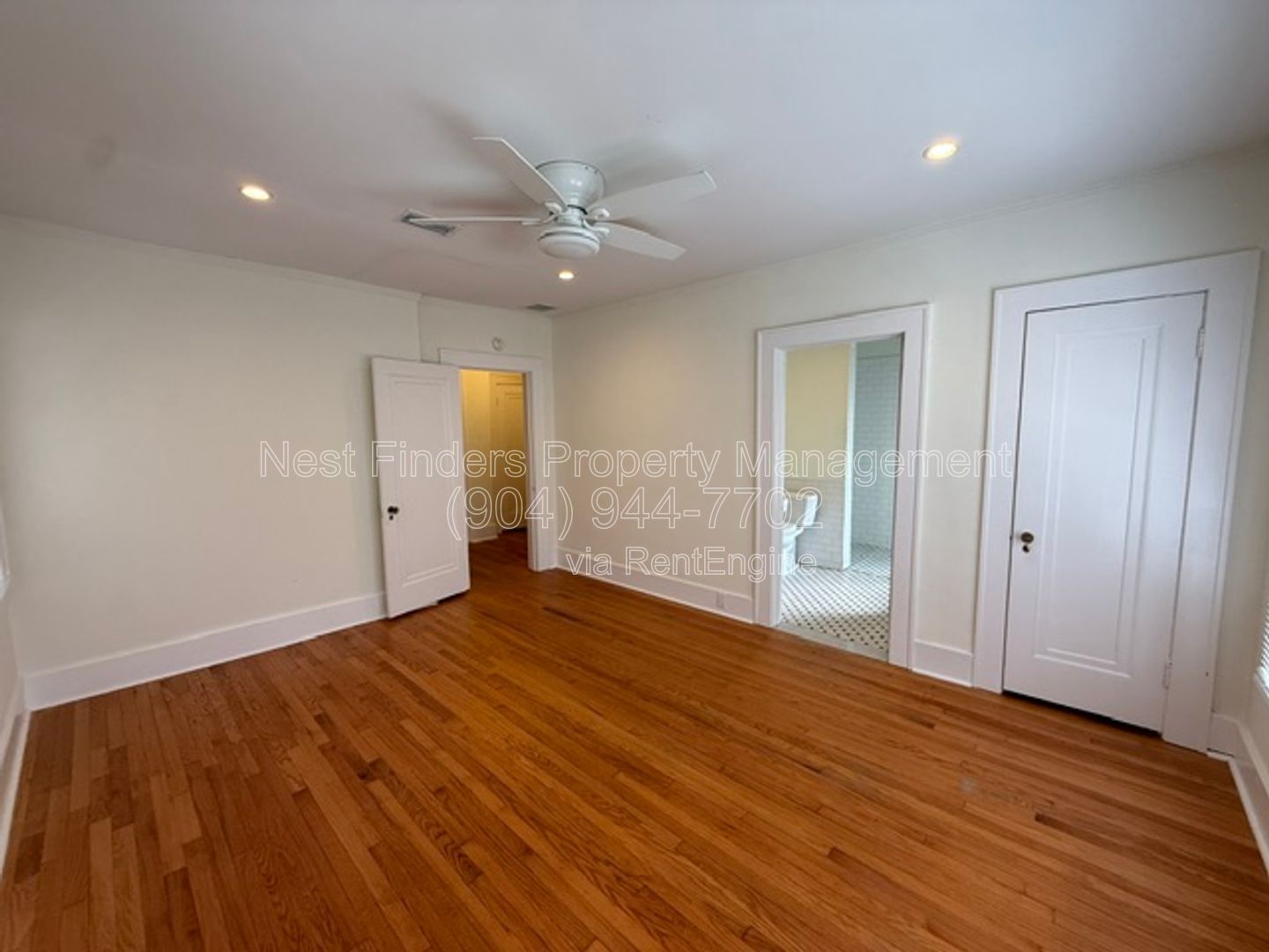 Gallery Image 14