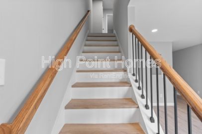Gallery Image 18