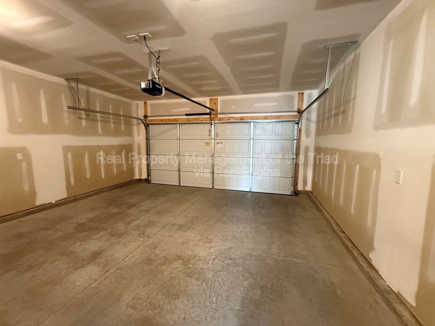 Gallery Image 15