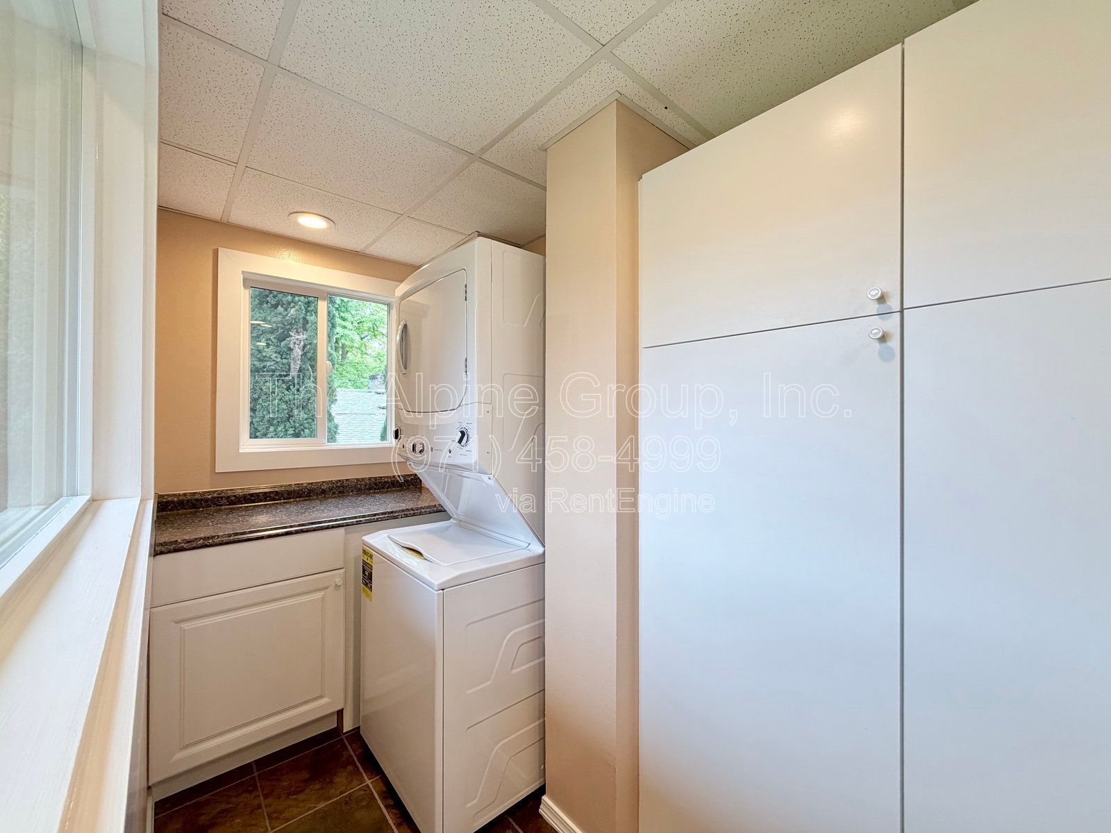 Gallery Image 17