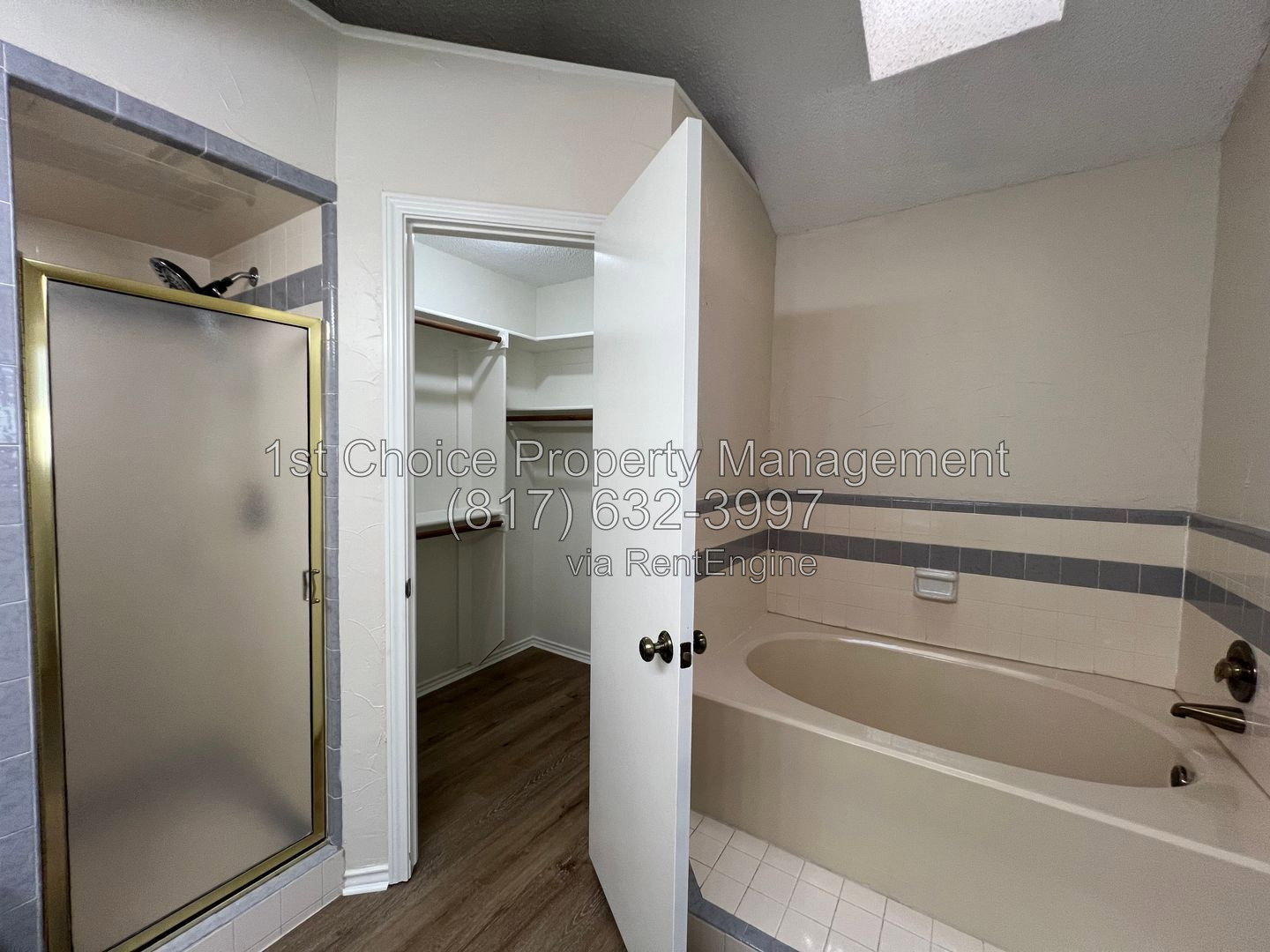 Gallery Image 16