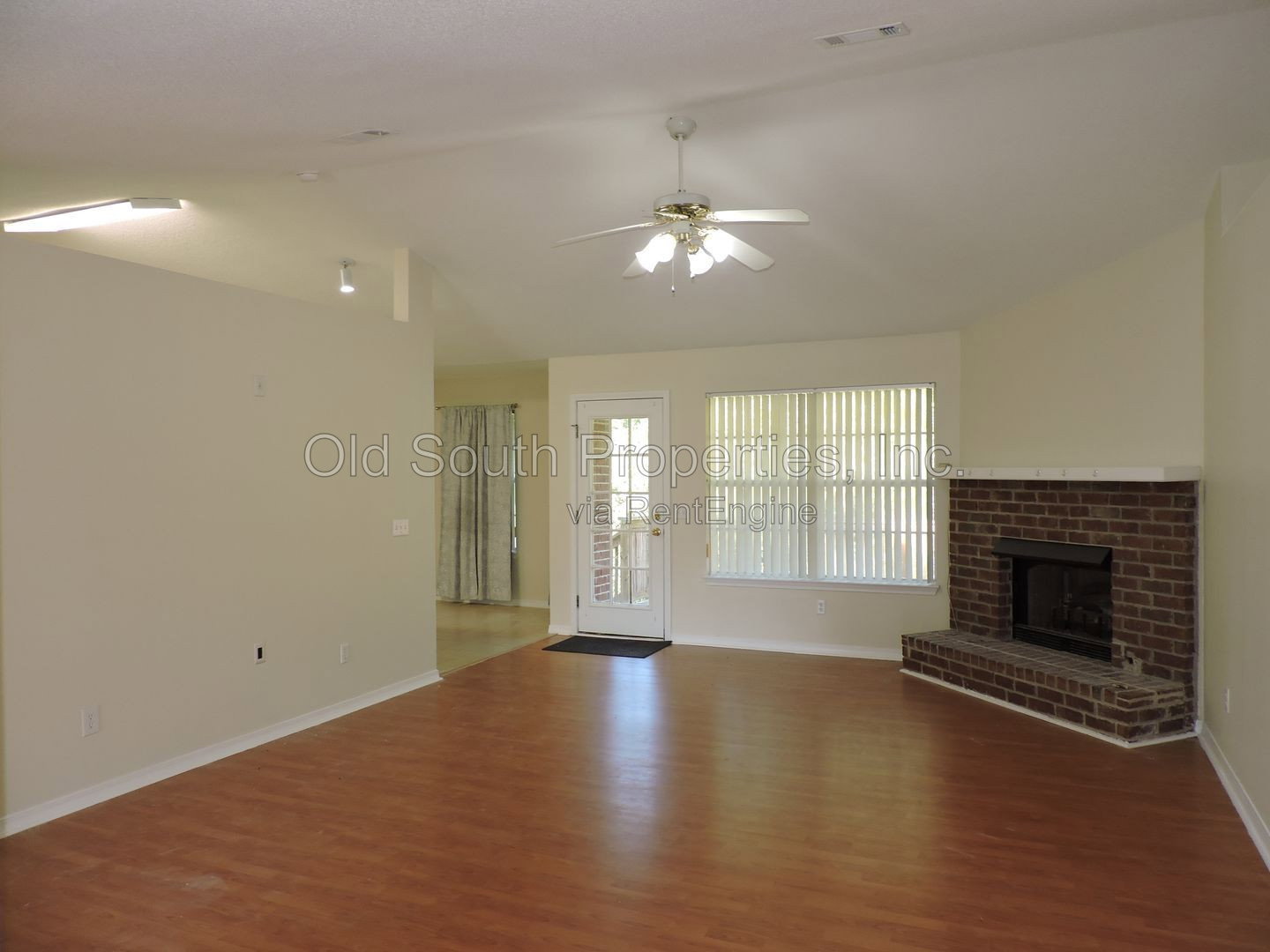 Gallery Image 18