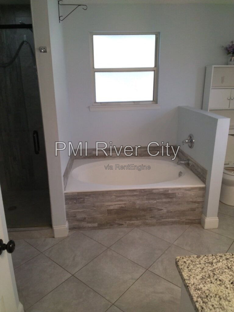 Gallery Image 38