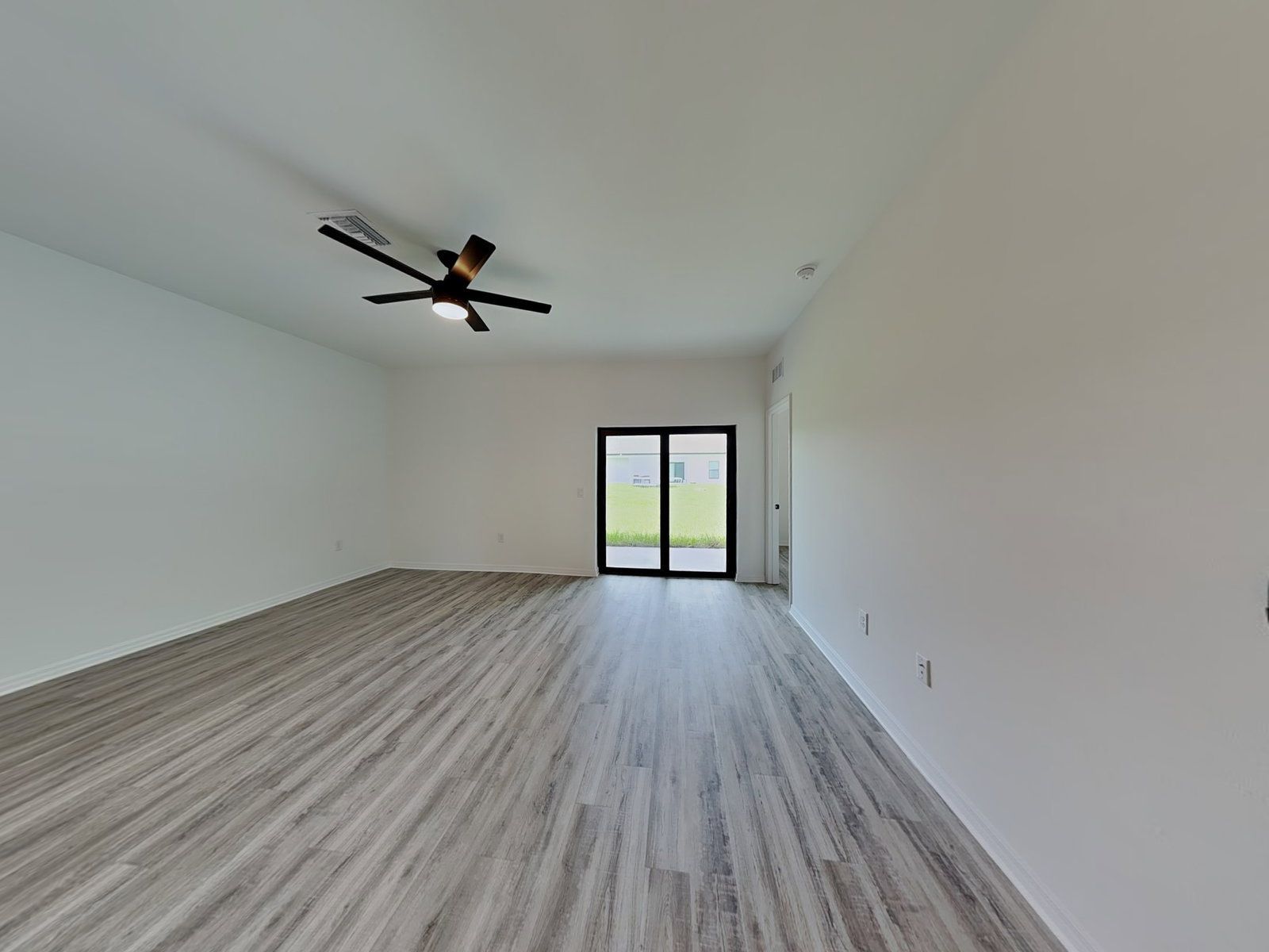 Gallery Image 0