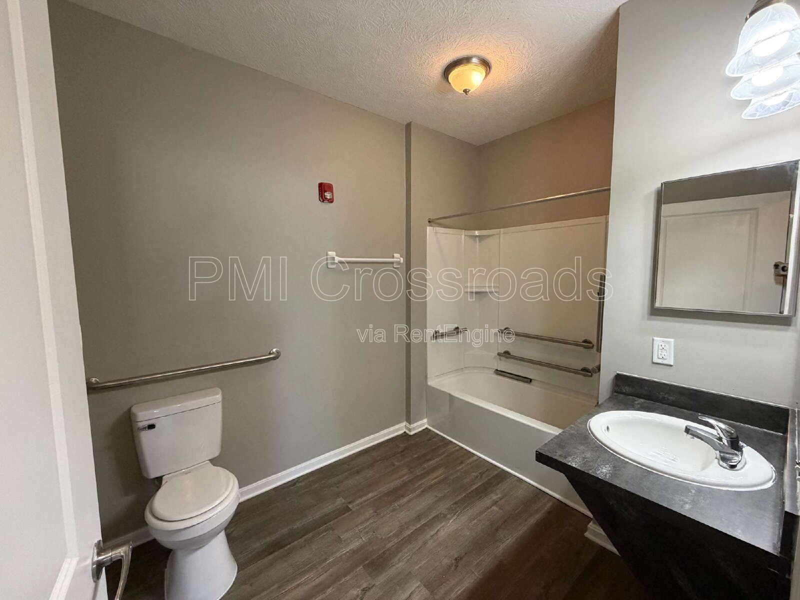Gallery Image 9
