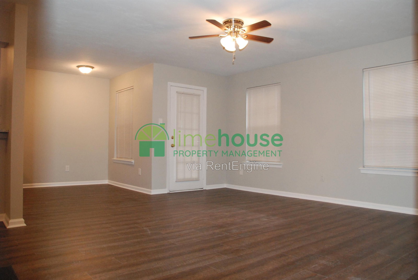 Gallery Image 0