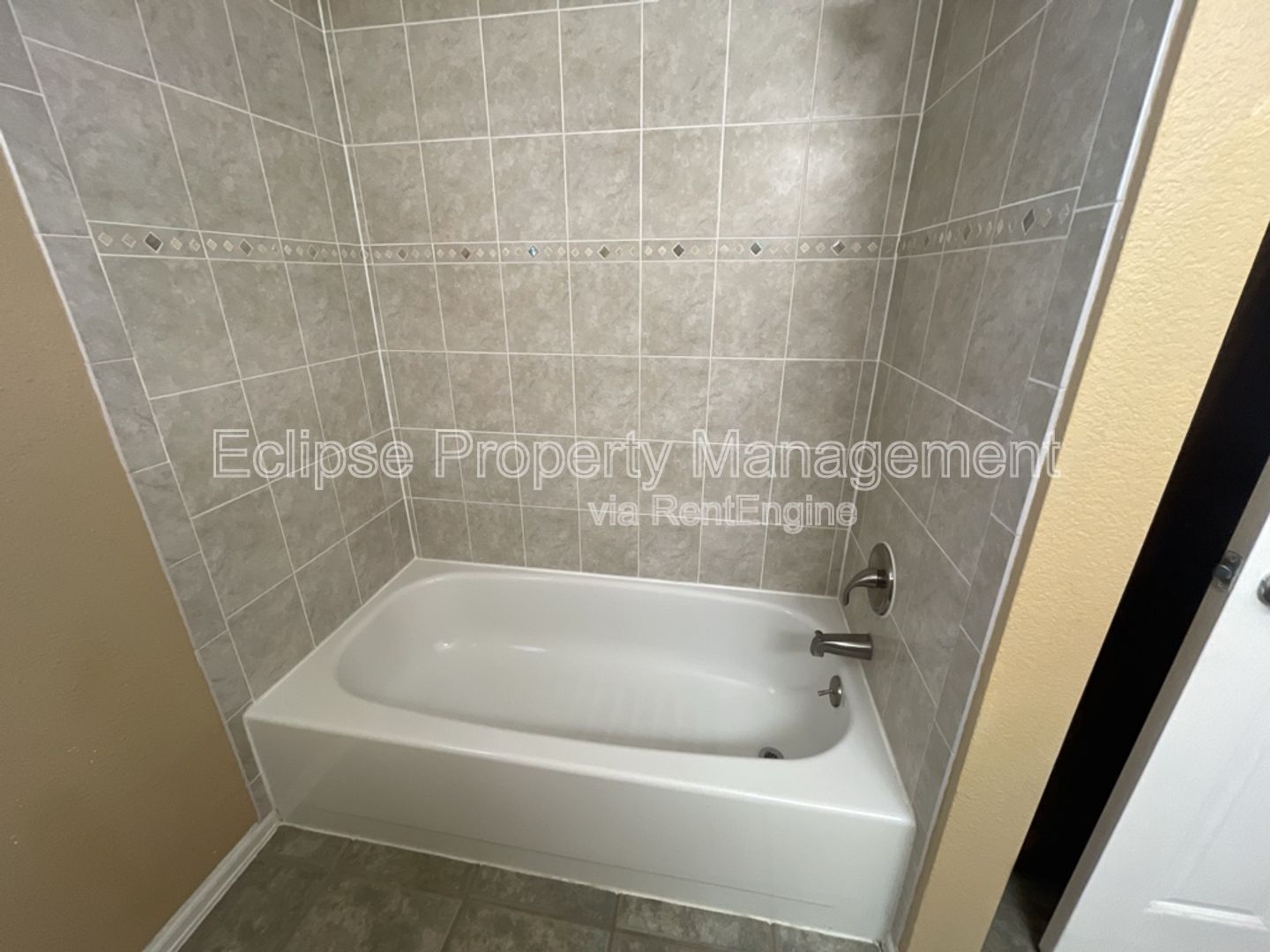 Gallery Image 17