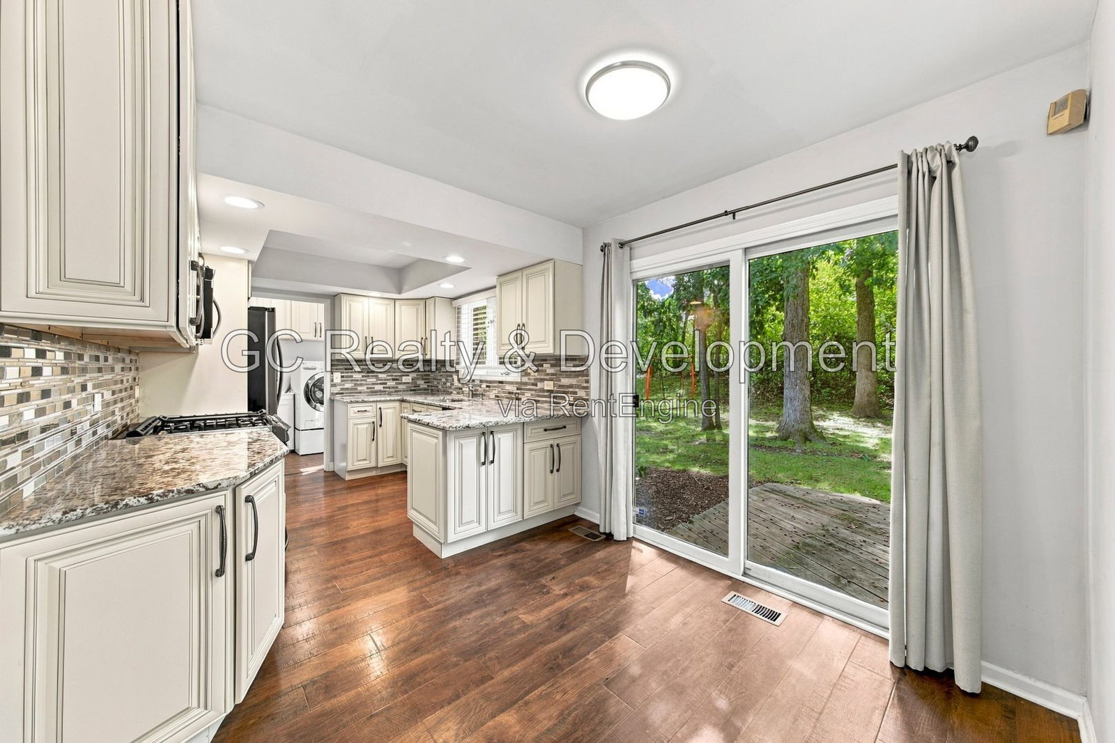 Gallery Image 12