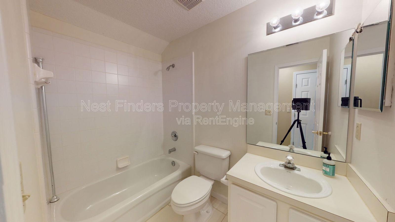 Gallery Image 38