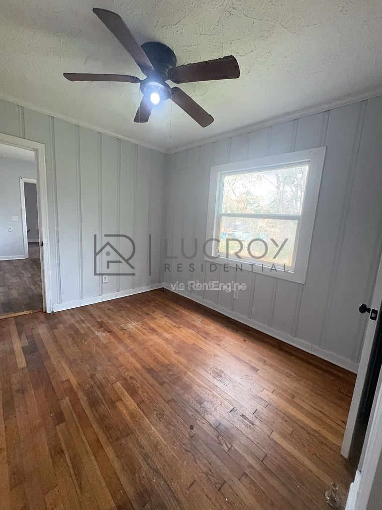 Gallery Image 17