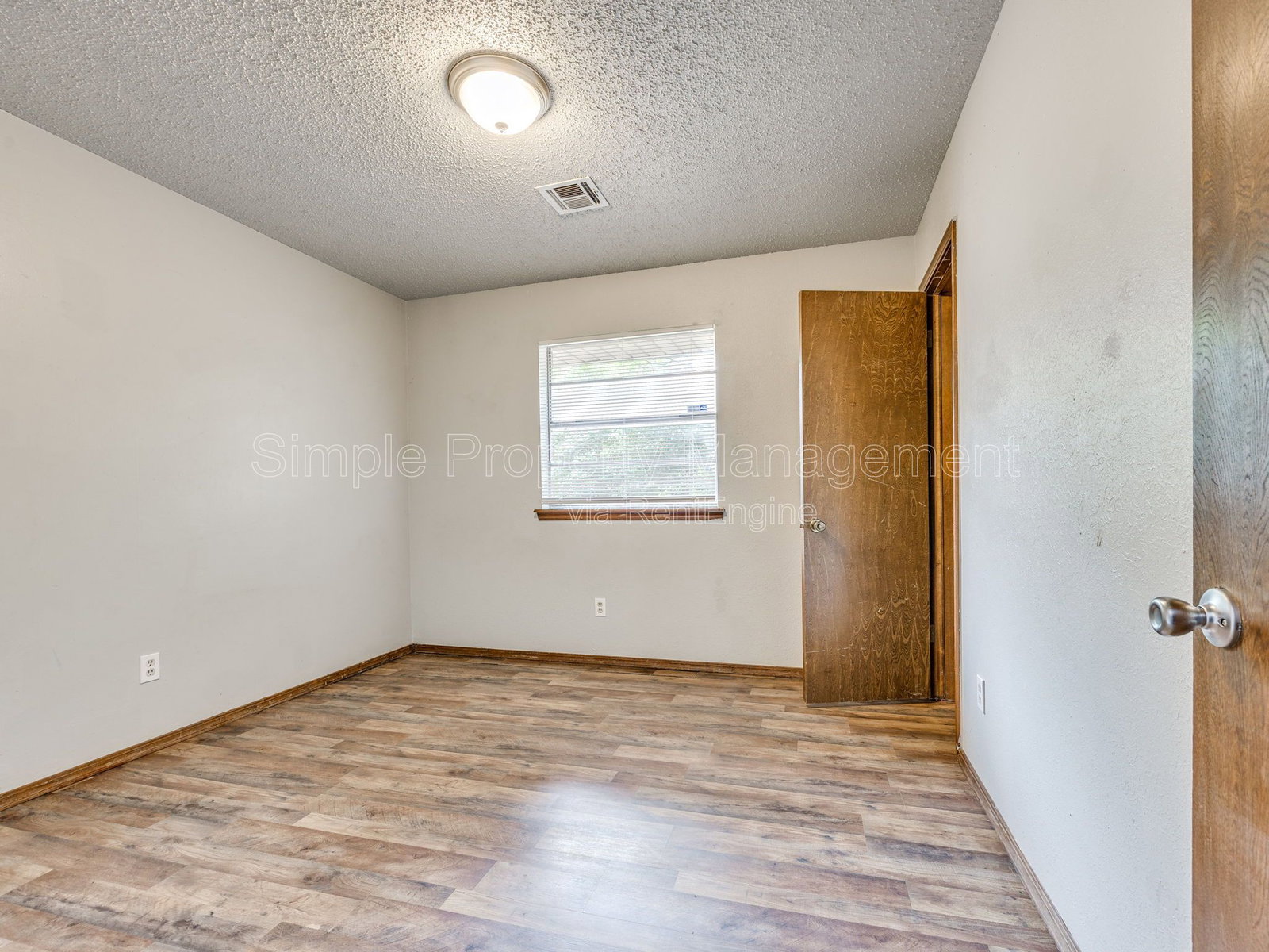 Gallery Image 18