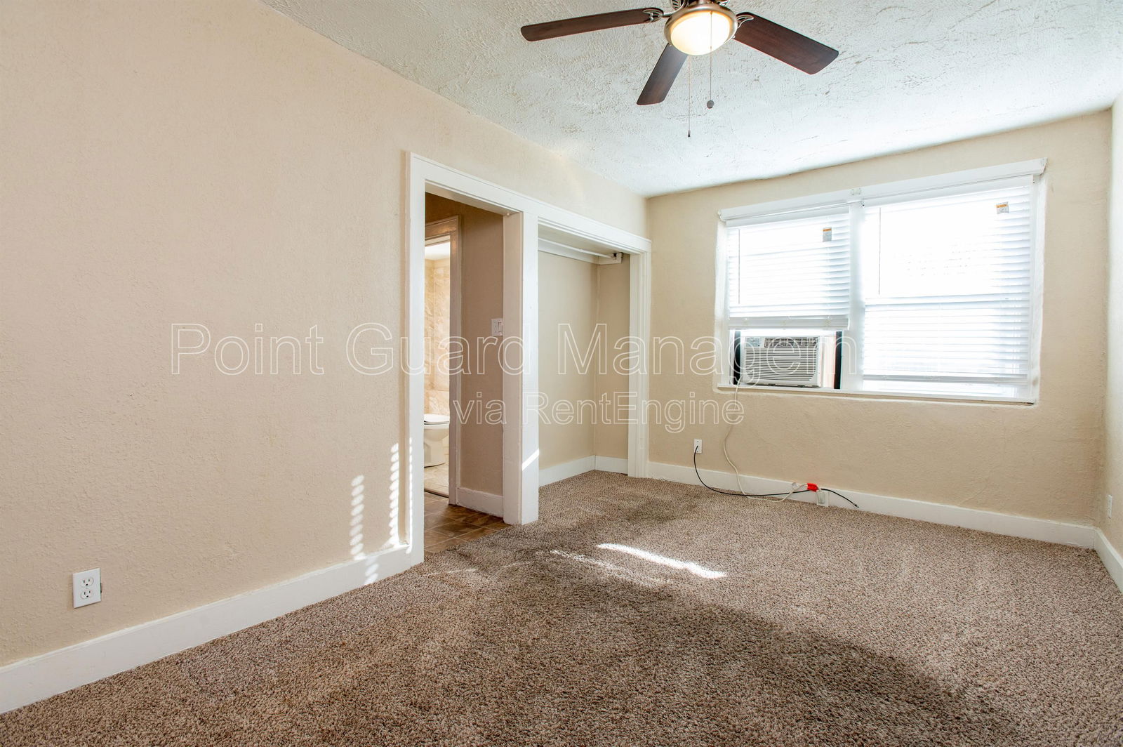 Gallery Image 0