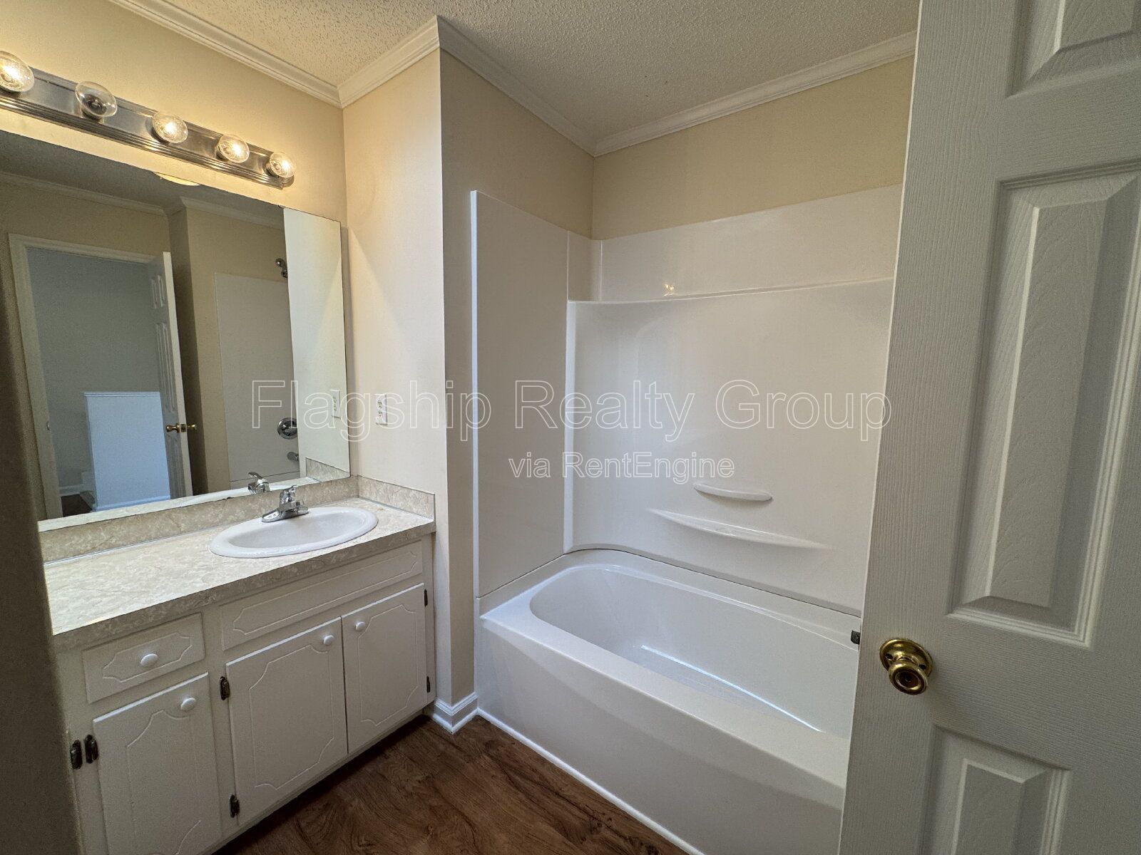 Gallery Image 15