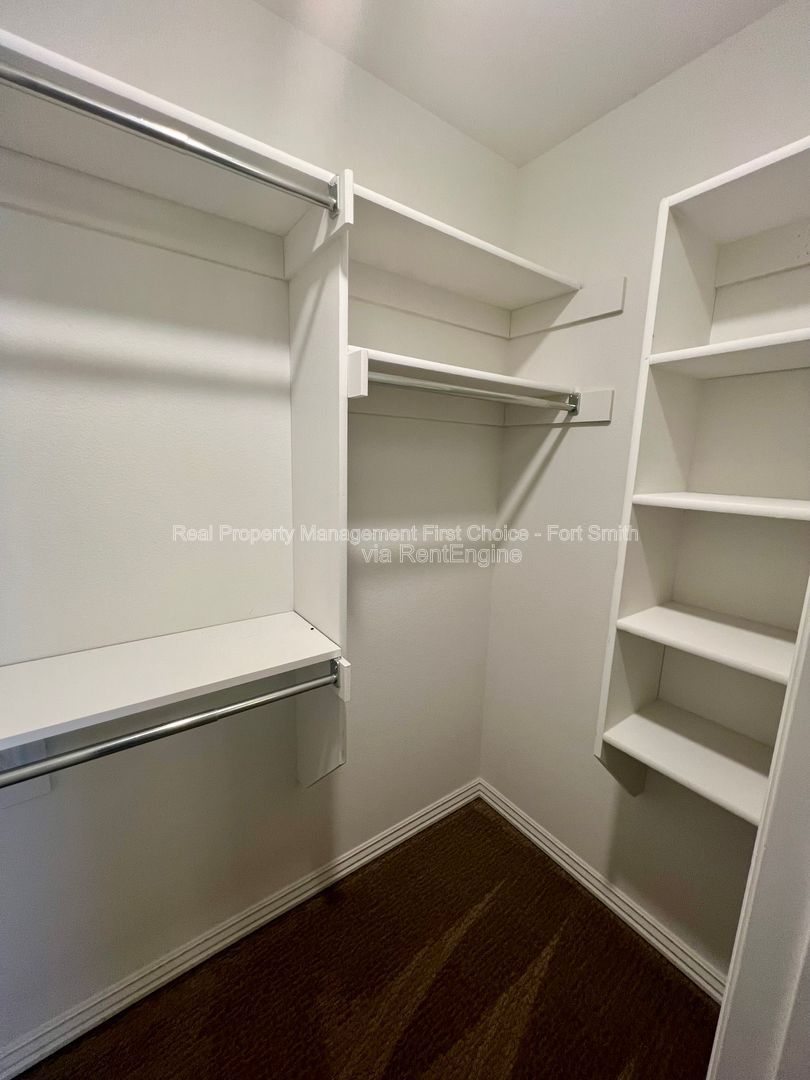 Gallery Image 17