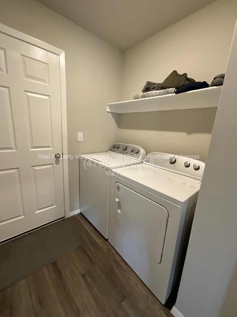 Gallery Image 6