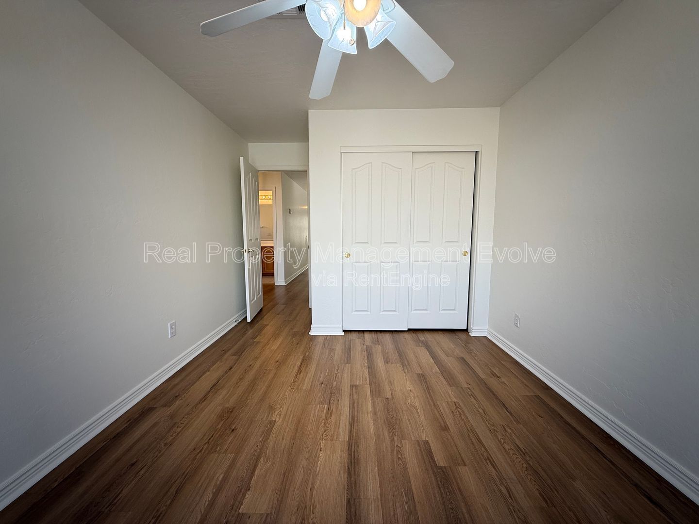 Gallery Image 30