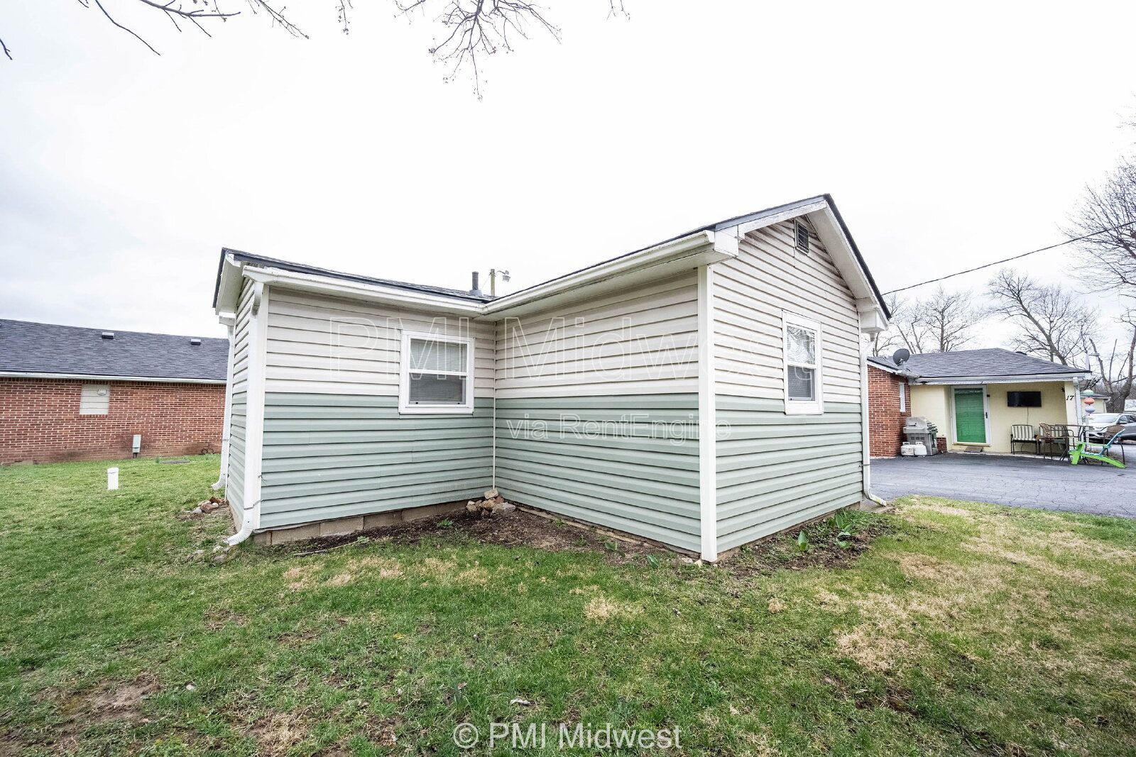 Gallery Image 13