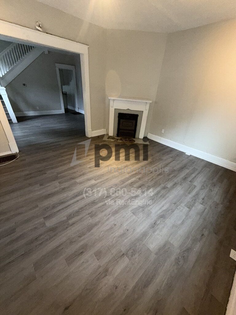 Gallery Image 15