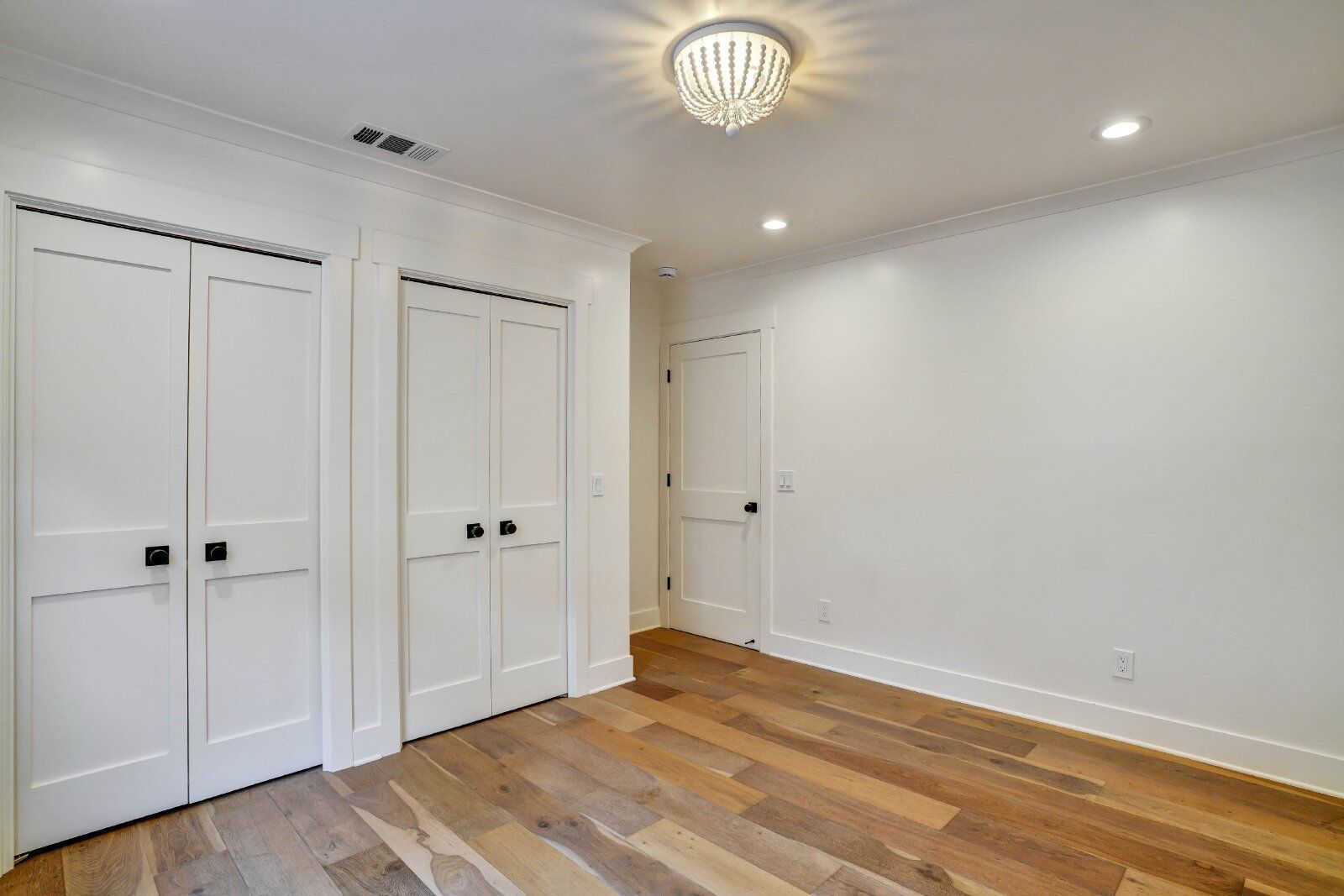 Gallery Image 19