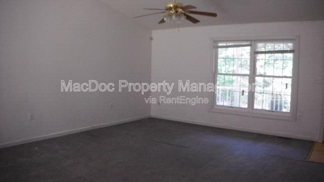 Gallery Image 27