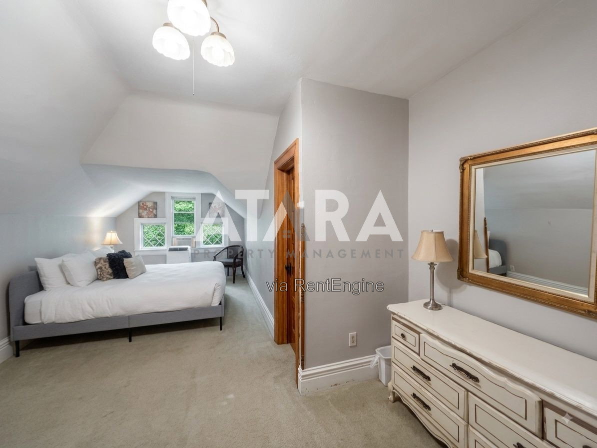 Gallery Image 34