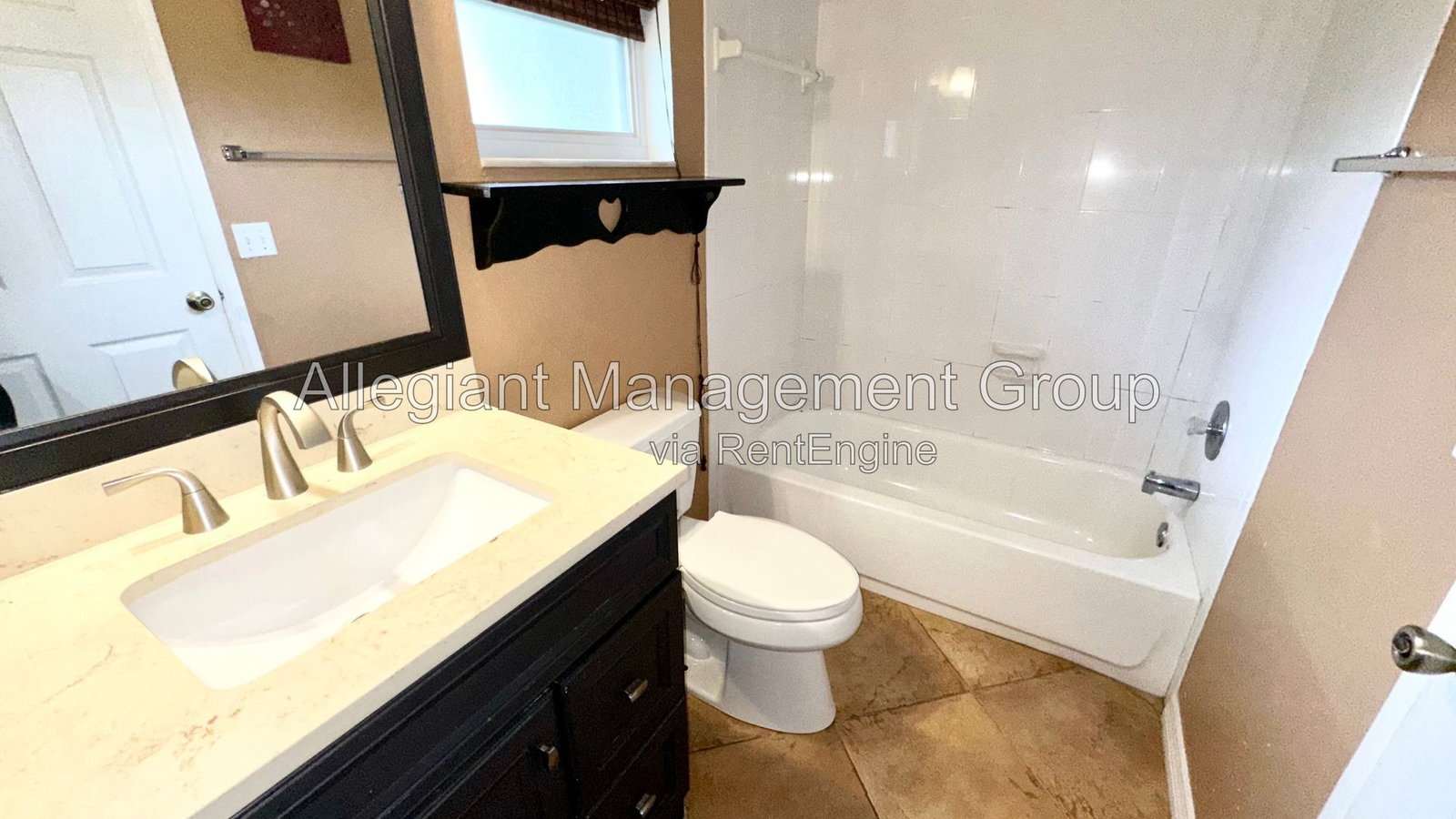 Gallery Image 25