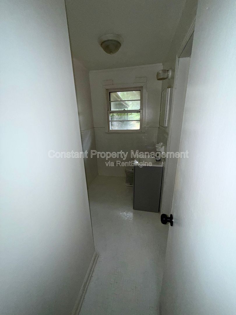 Gallery Image 11