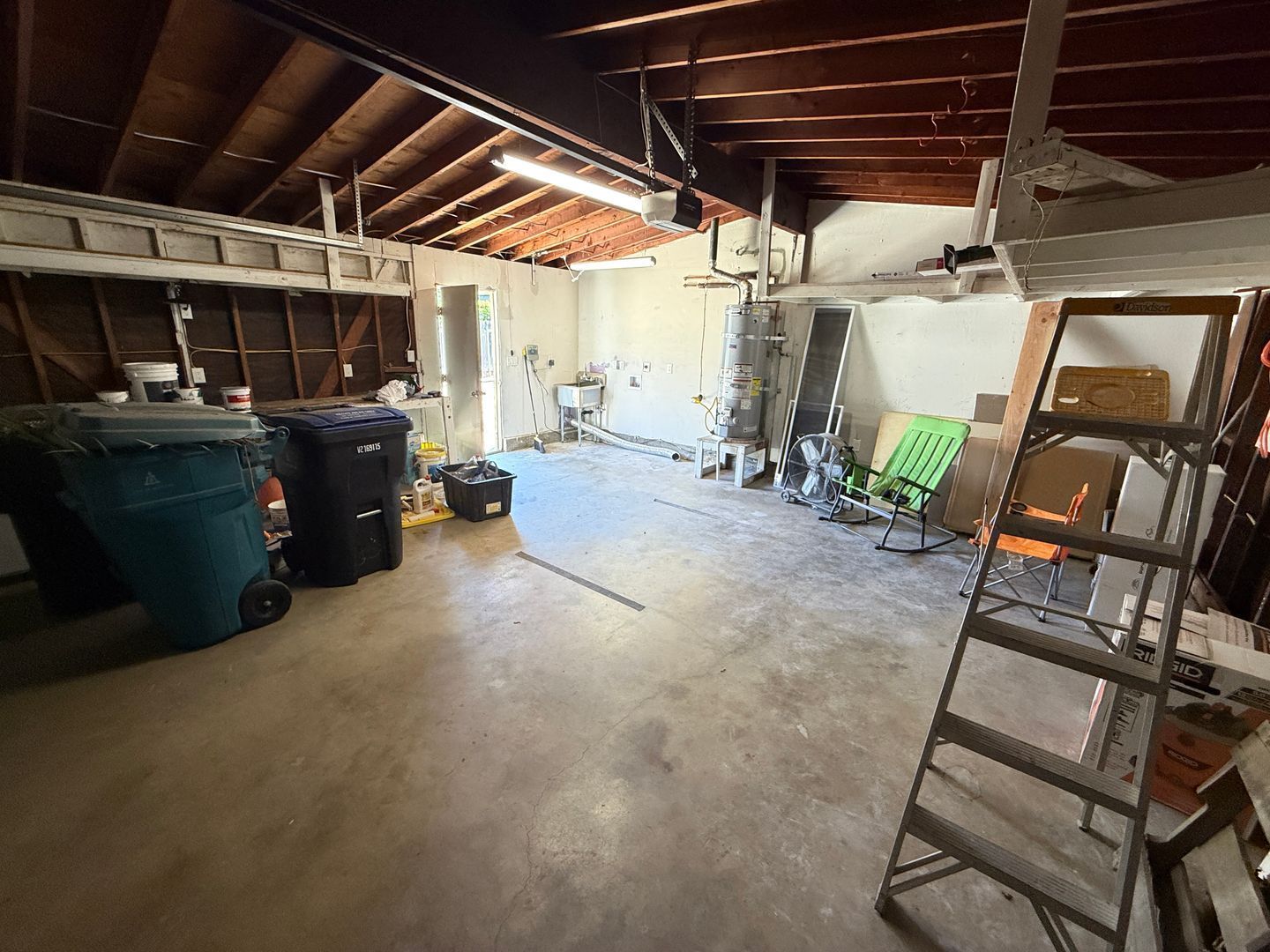 Gallery Image 16