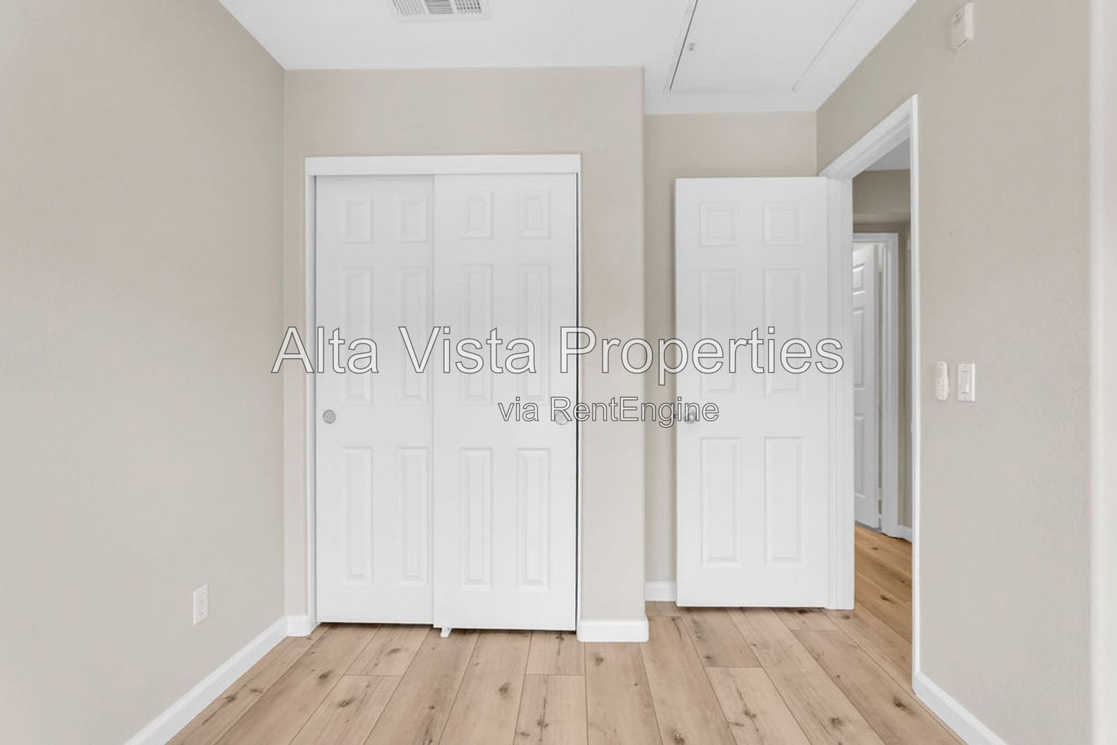 Gallery Image 21