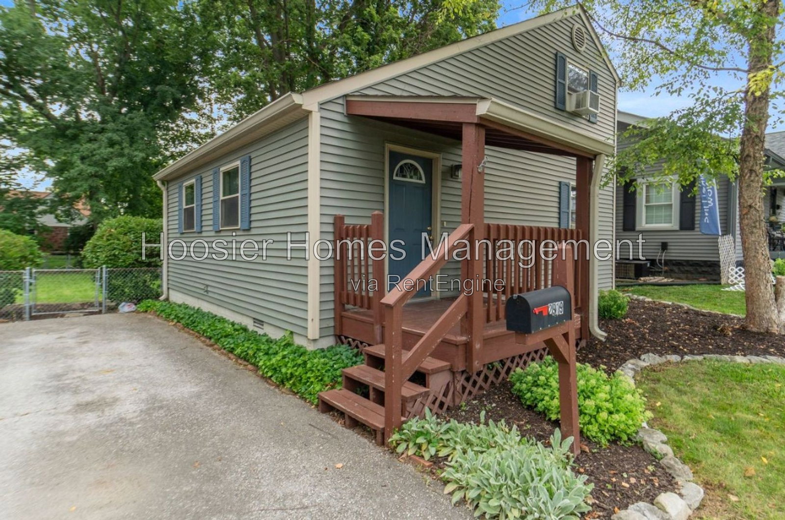 Gallery Image 0