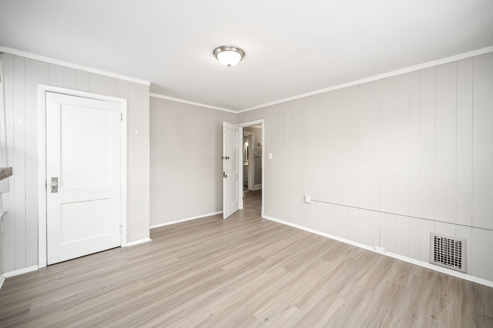 Gallery Image 18