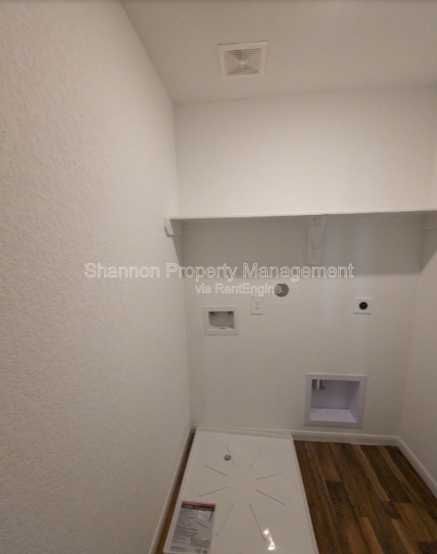 Gallery Image 25