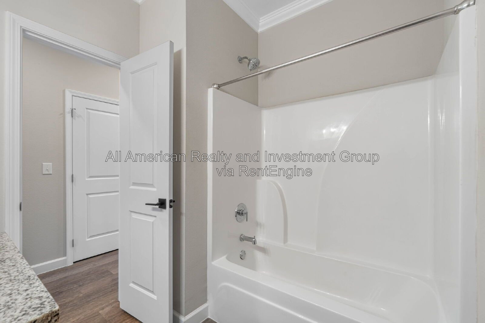 Gallery Image 17