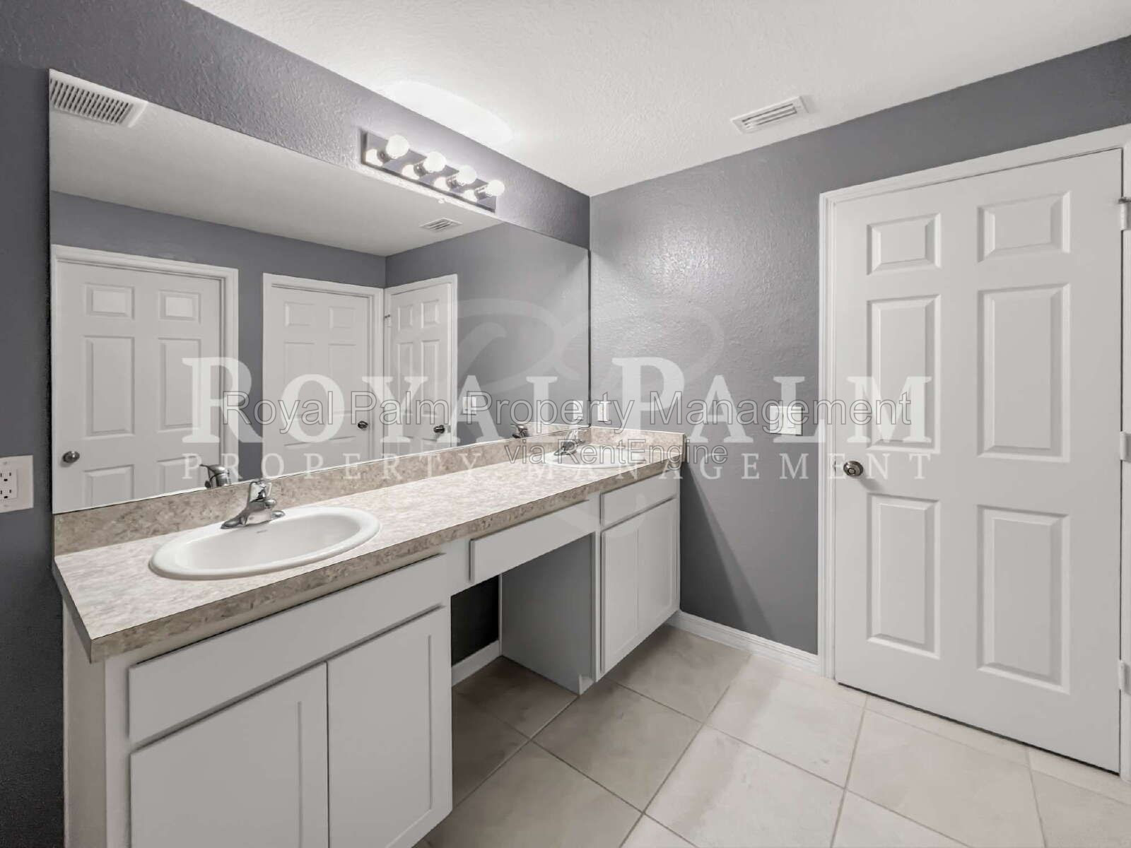 Gallery Image 37