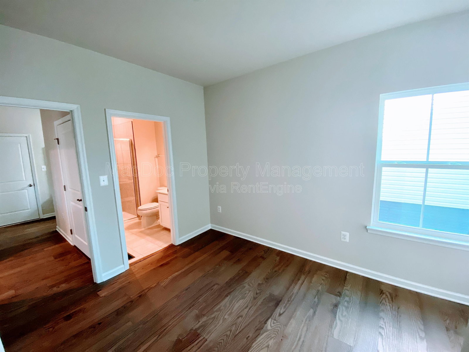 Gallery Image 17
