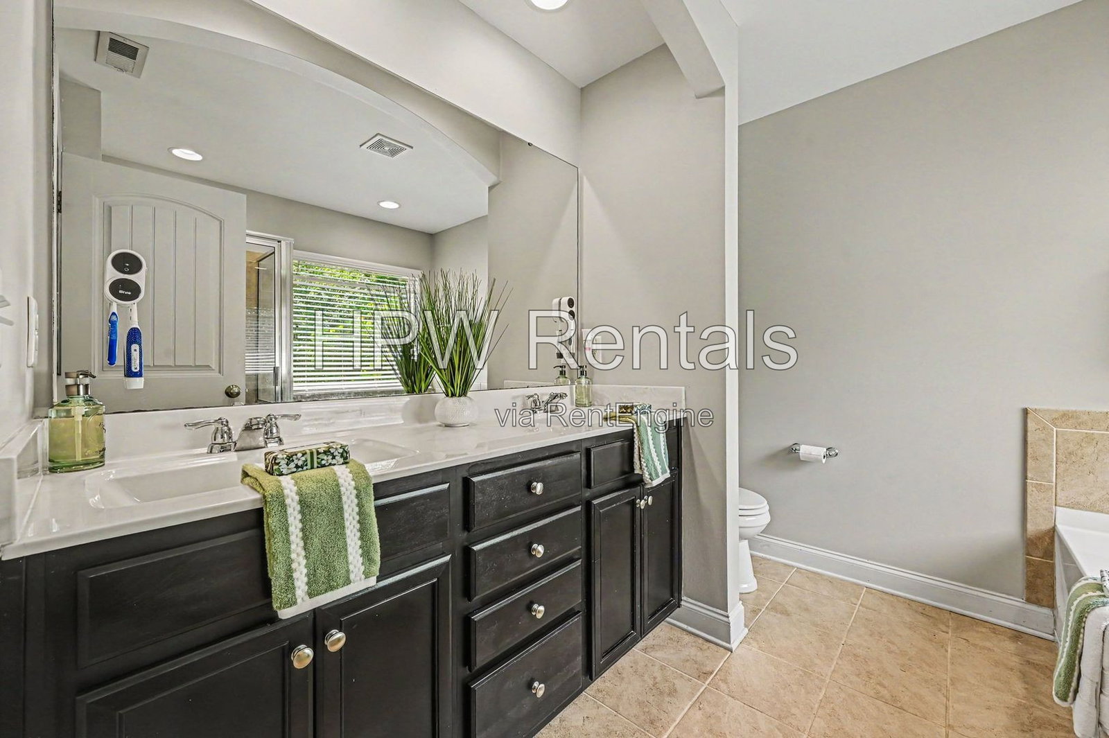 Gallery Image 17