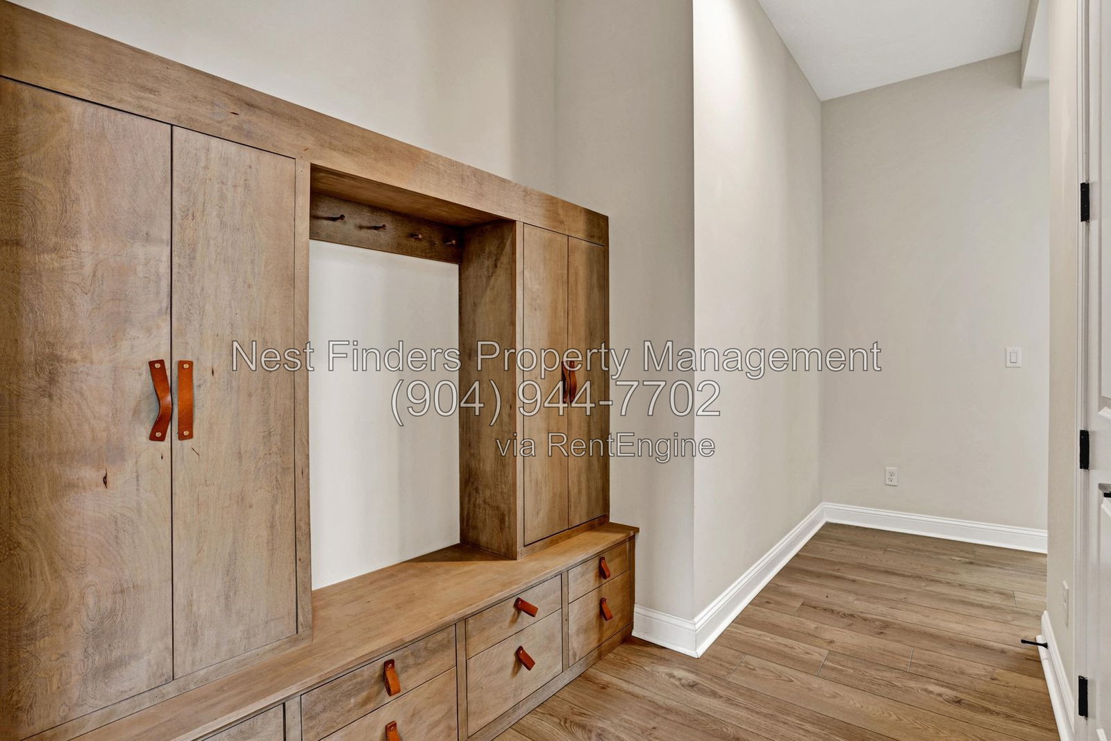 Gallery Image 13