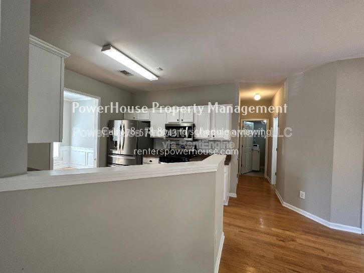Gallery Image 32